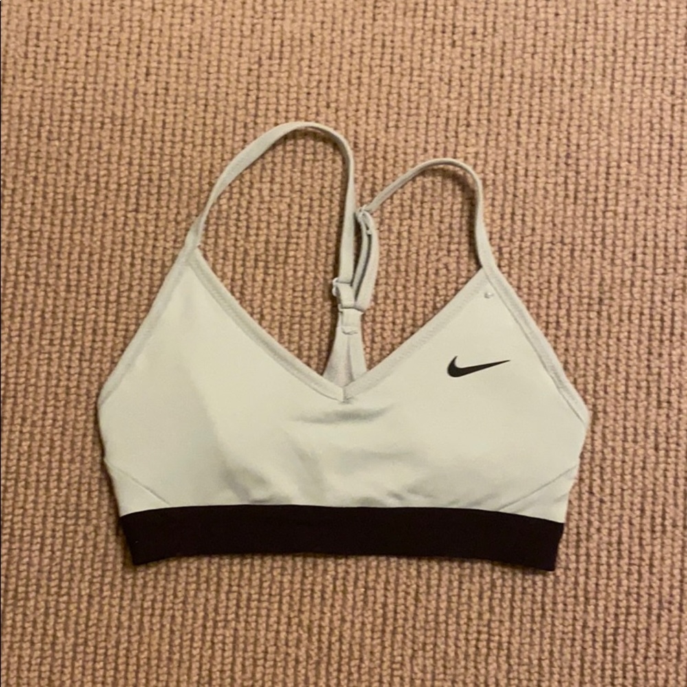 Nike sports bra - NWOT